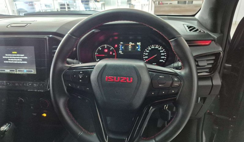 
								ISUZU D-MAX D-MAX 1.9 Ddi HR X-RIDER A/T D/C P/U full									