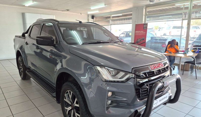 
								ISUZU D-MAX D-MAX 1.9 Ddi HR X-RIDER A/T D/C P/U full									