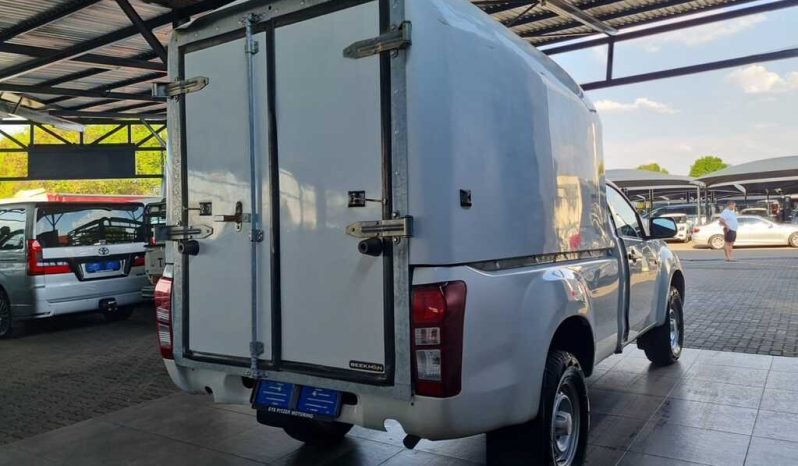 
								Isuzu Kb 250 D-Teq Hi-Rider 4X4 full									