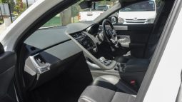 
										Jaguar E-Pace D200 AWD R-Dynamic Black full									