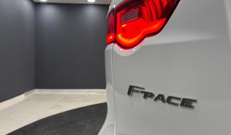
								Jaguar F-Pace 2.0 D R Sport Awd (177kW) full									