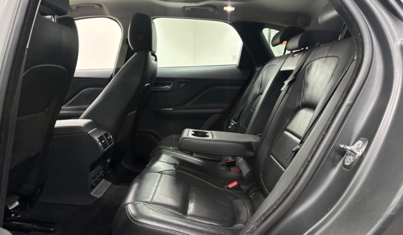 
								Jaguar F-Pace 2.0 D R Sport Awd (177kW) full									