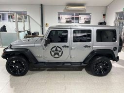 
										JEEP WRANGLER WRANGLER UNLTD SAHARA 3.6L V6 A/T full									