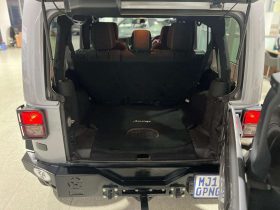 JEEP WRANGLER WRANGLER UNLTD SAHARA 3.6L V6 A/T