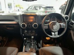 
										JEEP WRANGLER WRANGLER UNLTD SAHARA 3.6L V6 A/T full									