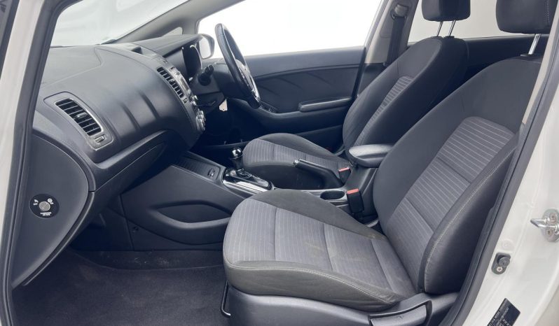 
								Kia Cerato 1.6 Ex 4-Door At full									