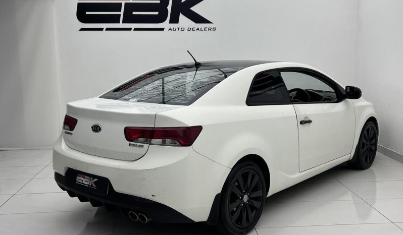 
								Kia Cerato 2.0 Koup full									