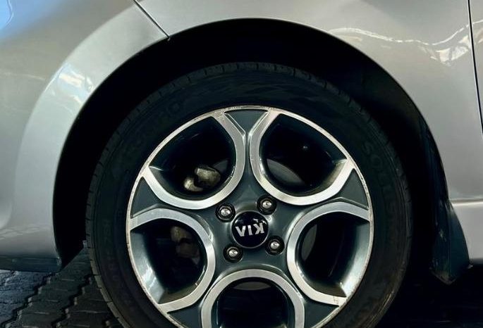 
								Kia Picanto 1.2 Ex At full									