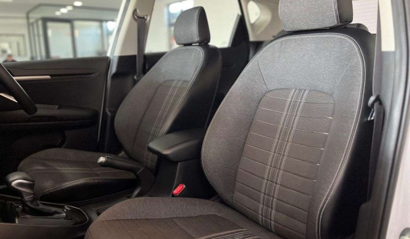 
								KIA Sonet SONET 1.5 LX CVT full									