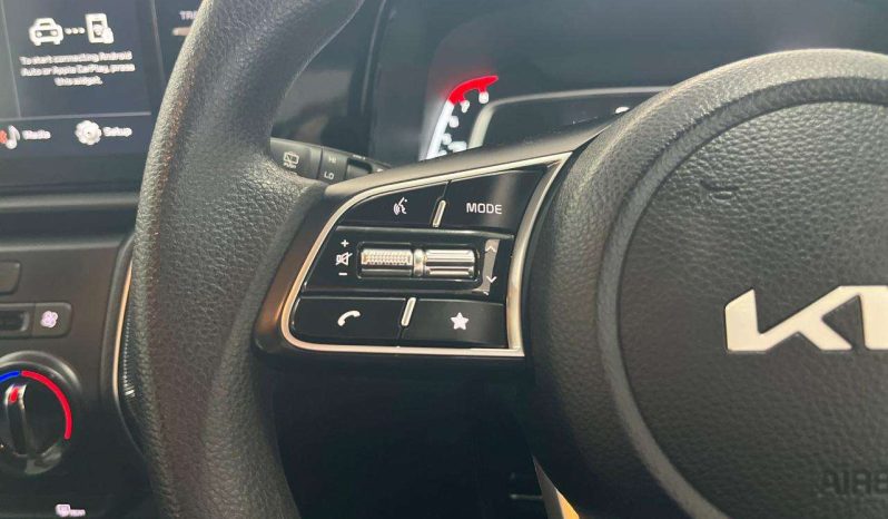 
								KIA Sonet SONET 1.5 LX CVT full									