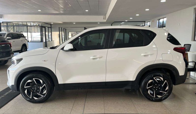 
								KIA Sonet SONET 1.5 LX CVT full									