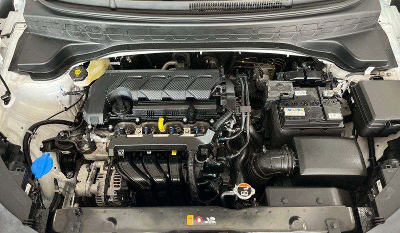 
								KIA Sonet SONET 1.5 LX CVT full									
