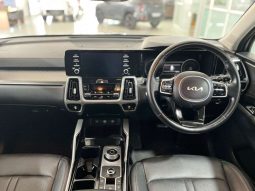
										KIA SORENTO SORENTO 2.2D EX+ AWD A/T full									
