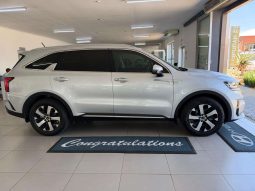 
										KIA SORENTO SORENTO 2.2D EX+ AWD A/T full									