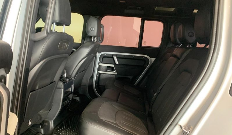 
								Land Rover Defender 110 AWD 2.0 D 177kW D240 X-Dynamic SE full									