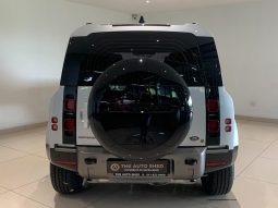 Land Rover Defender 110 AWD 2.0 D 177kW D240 X-Dynamic SE