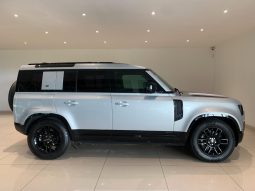 Land Rover Defender 110 AWD 2.0 D 177kW D240 X-Dynamic SE