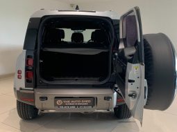 
										Land Rover Defender 110 AWD 2.0 D 177kW D240 X-Dynamic SE full									