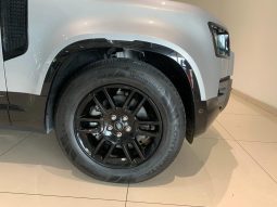 
										Land Rover Defender 110 AWD 2.0 D 177kW D240 X-Dynamic SE full									