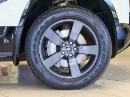 
										Land Rover Defender 110 D300 X-Dynamic Hse Awd (221kW) full									