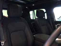 
										Land Rover Defender 110 D300 X-Dynamic Hse Awd (221kW) full									