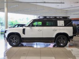 
										Land Rover Defender 110 D300 X-Dynamic Hse Awd (221kW) full									