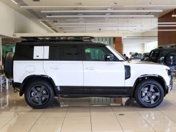 
										Land Rover Defender 110 D300 X-Dynamic Hse Awd (221kW) full									