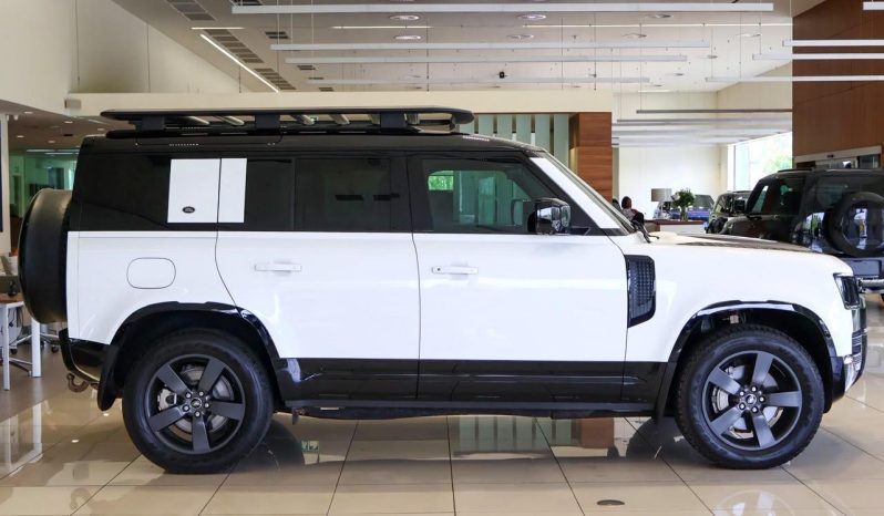 
								Land Rover Defender 110 D300 X-Dynamic Hse Awd (221kW) full									