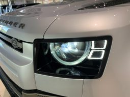 
										Land Rover Defender 90 AWD 3.0 P 294kW P400 X-Dynamic SE full									