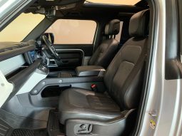 
										Land Rover Defender 90 AWD 3.0 P 294kW P400 X-Dynamic SE full									