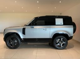 Land Rover Defender 90 AWD 3.0 P 294kW P400 X-Dynamic SE