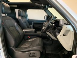 
										Land Rover Defender 90 AWD 3.0 P 294kW P400 X-Dynamic SE full									
