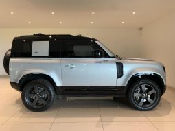 Land Rover Defender 90 AWD 3.0 P 294kW P400 X-Dynamic SE