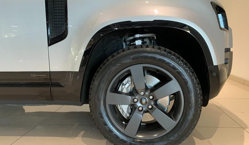 
								Land Rover Defender 90 AWD 3.0 P 294kW P400 X-Dynamic SE full									