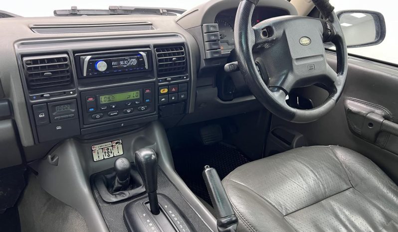 
								Land Rover Discovery 2 4.0 V8 Gs At full									