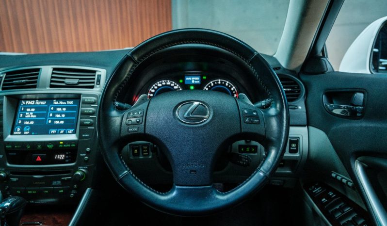 
								Lexus Is250 250 Se At full									