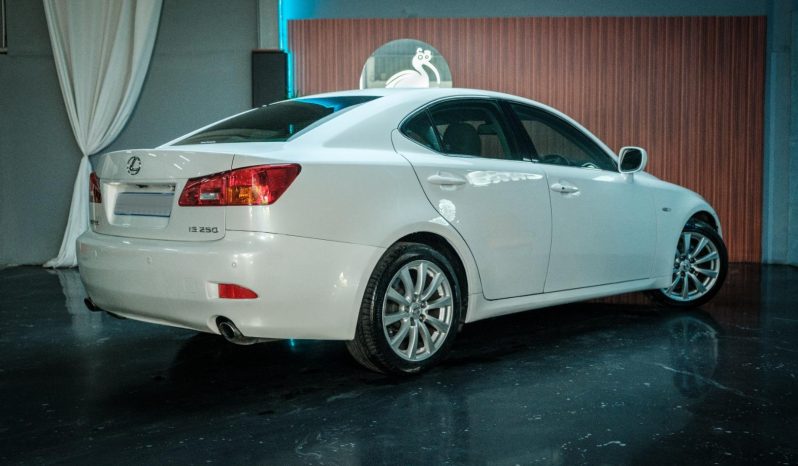 
								Lexus Is250 250 Se At full									
