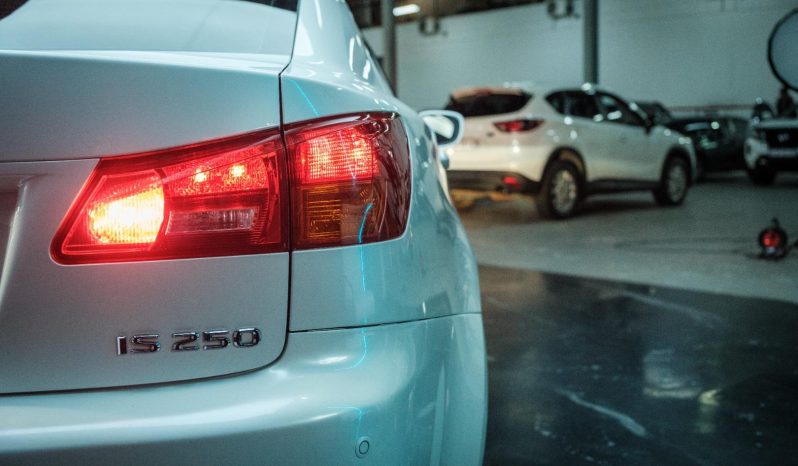 
								Lexus Is250 250 Se At full									