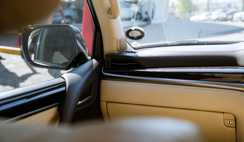 
								Lexus LX 570 full									