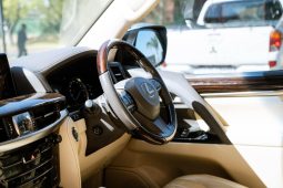 
										Lexus LX 570 full									