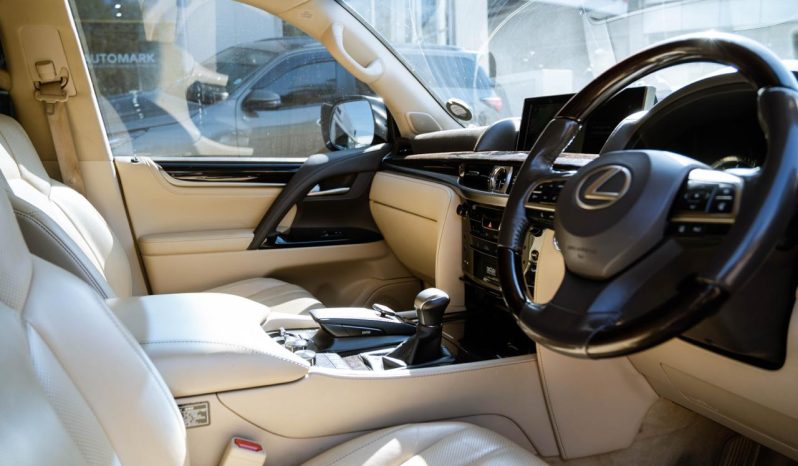 
								Lexus LX 570 full									