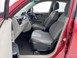 
										Mahindra Kuv 100 Nxt 1.2 K6+ full									