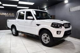 Mahindra Pik Up 2.2 Mhawk S11 Karoo D Cab 4X4 At