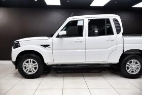 Mahindra Pik Up 2.2 Mhawk S11 Karoo D Cab 4X4 At
