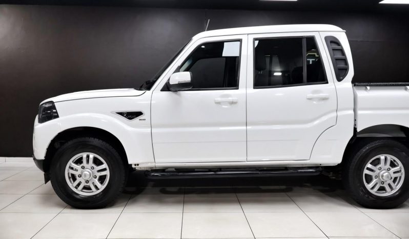 
								Mahindra Pik Up 2.2 Mhawk S11 Karoo D Cab 4X4 At full									