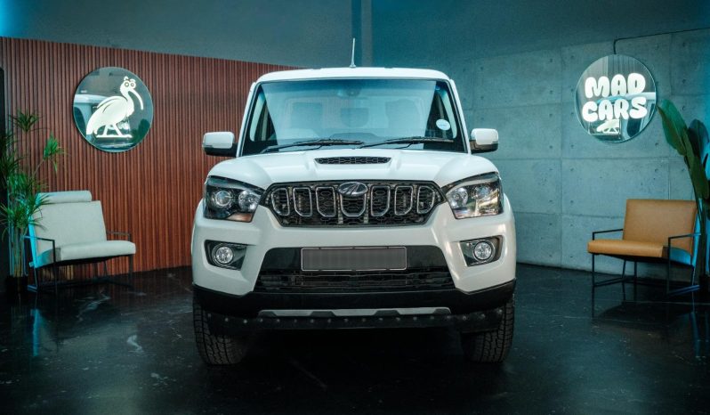 
								Mahindra Pik Up 2.2 Mhawk S11 Karoo D Cab 4X4 At full									