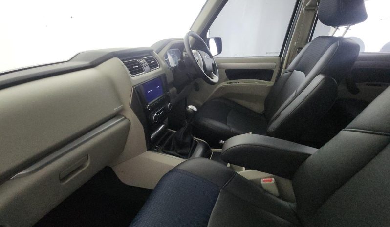 
								Mahindra Scorpio 2.2 Crde Mhawk S11 4X2 103kW full									