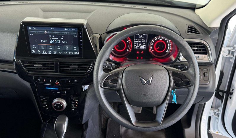 
								Mahindra Xuv3XO 1.2T Mx2 At full									