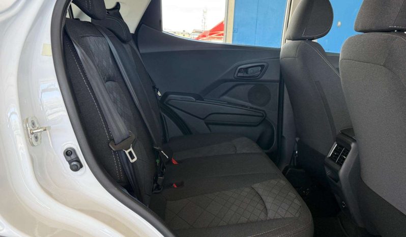 
								Mahindra Xuv3XO 1.2T Mx2 At full									