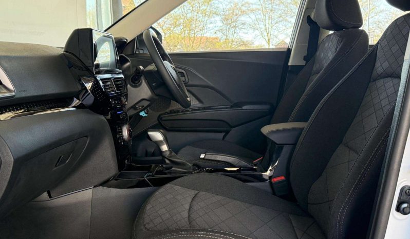 
								Mahindra Xuv3XO 1.2T Mx2 At full									